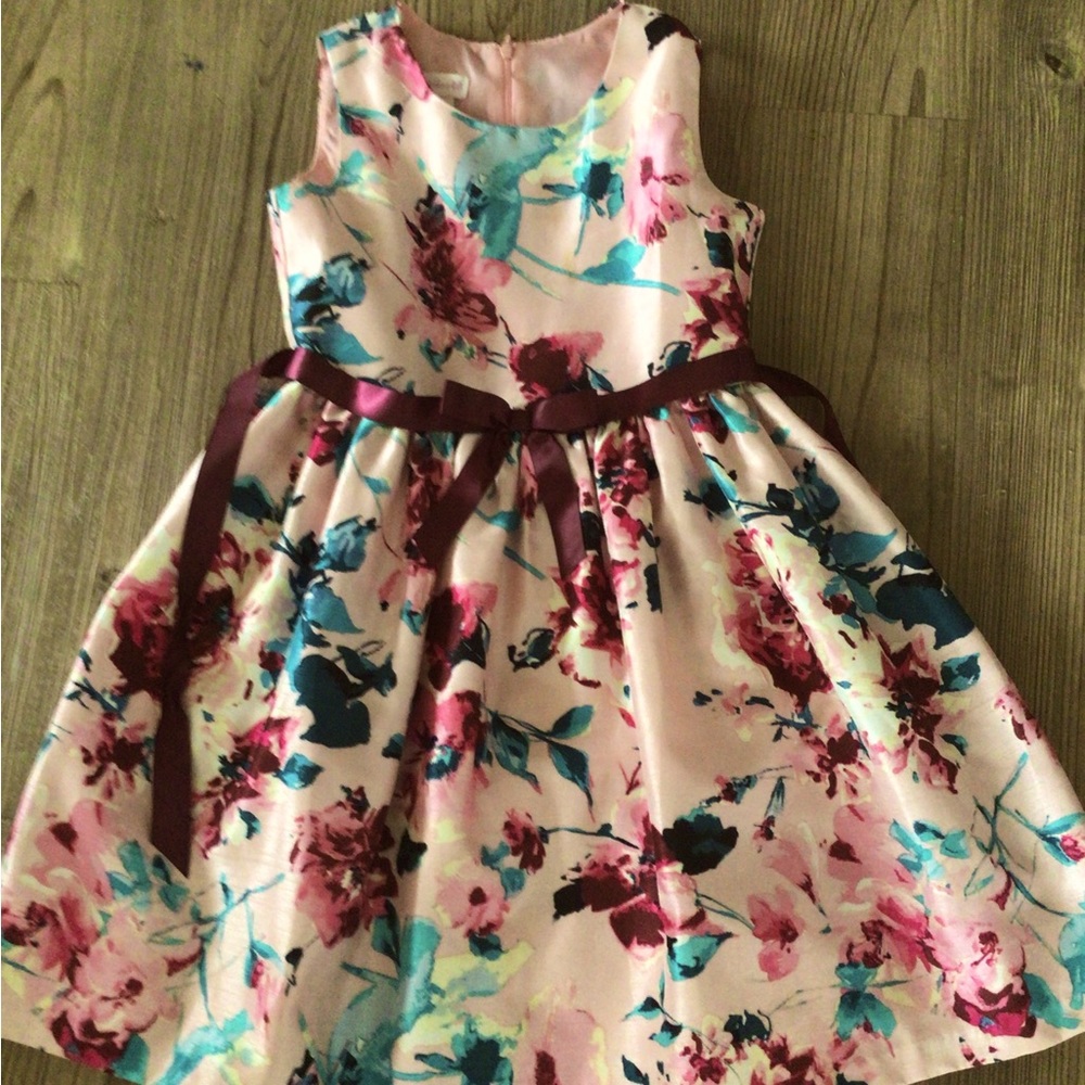 Girls Floral Dress.